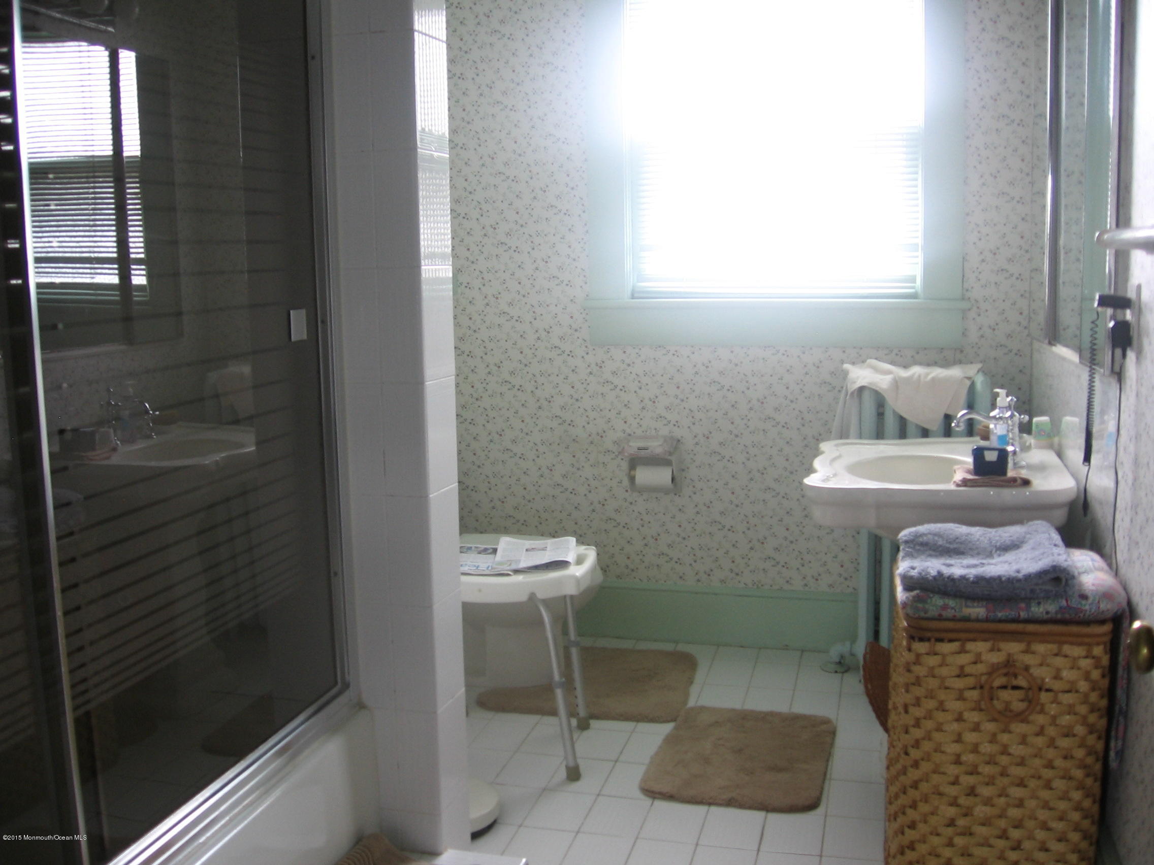 34 Chestnut Street Red Bank, NJ 07701 - Photo 11 of 13 240