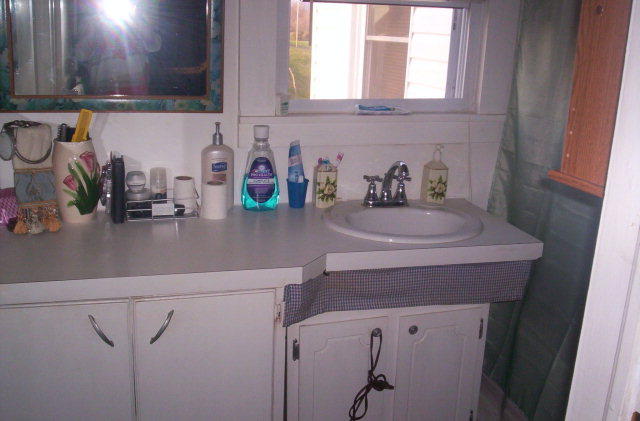 1145 Doran Road Sparta, TN 38583 - Photo 4 of 11 4.jpg