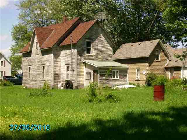 4634 Main Street Applegate, MI 48401 - Photo 7 of 7 31009375-6.JPG