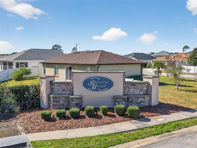 $260,000 | 1088 Brenton Manor Drive, Winter Haven, FL 33881