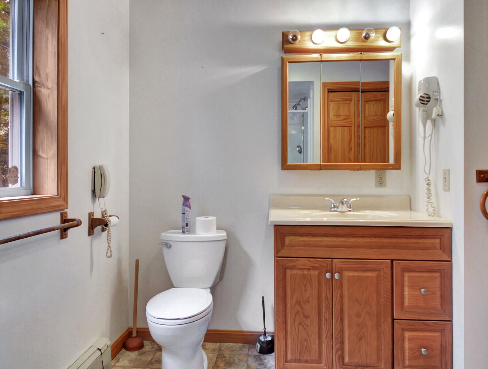 3233 Middle Road Sidney, ME 04330 - Photo 18 of 25 Bathroom