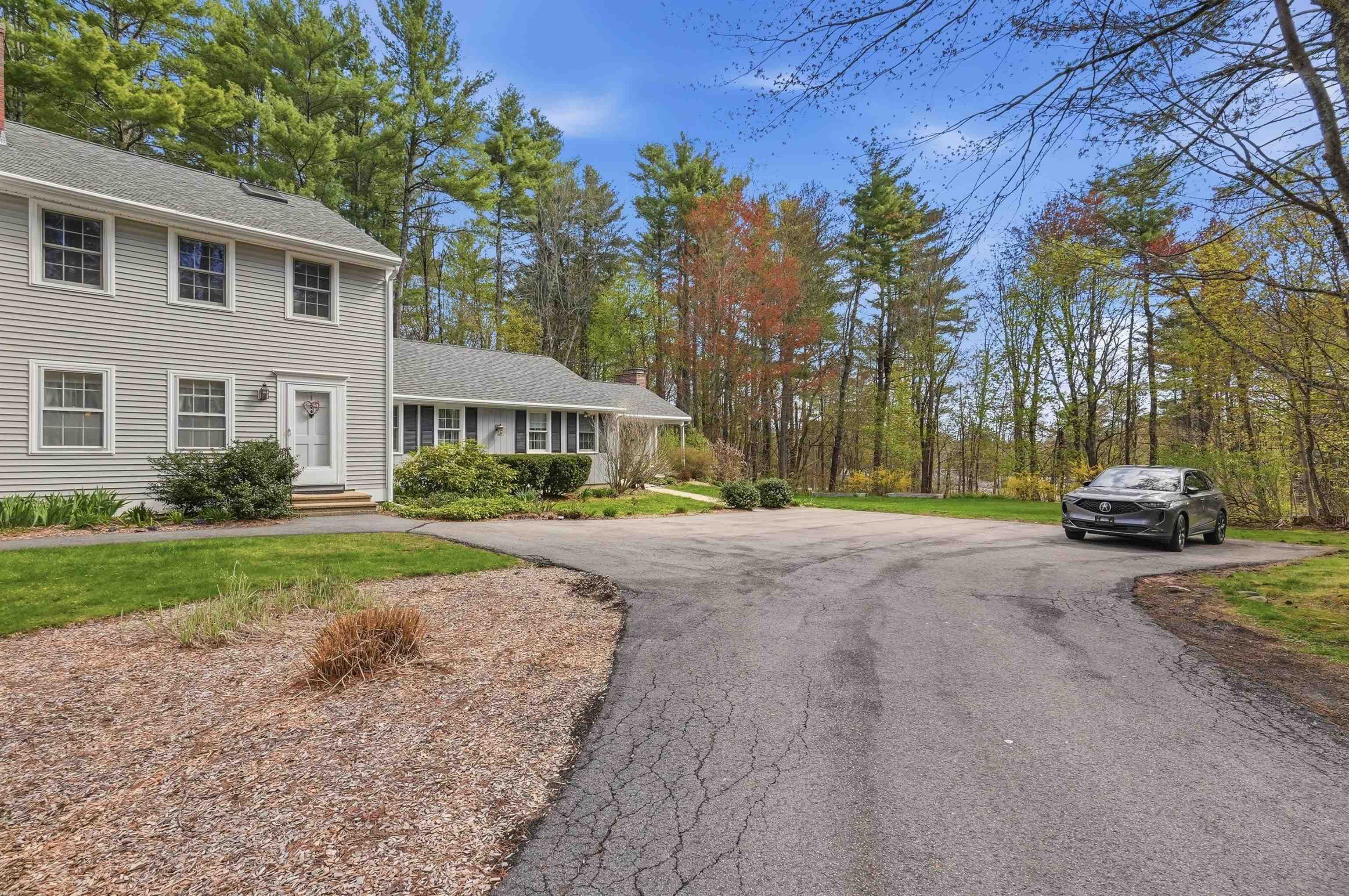 18 Boulder Brook Drive, Unit 5 Exeter, NH 03833 - Photo 3 of 38