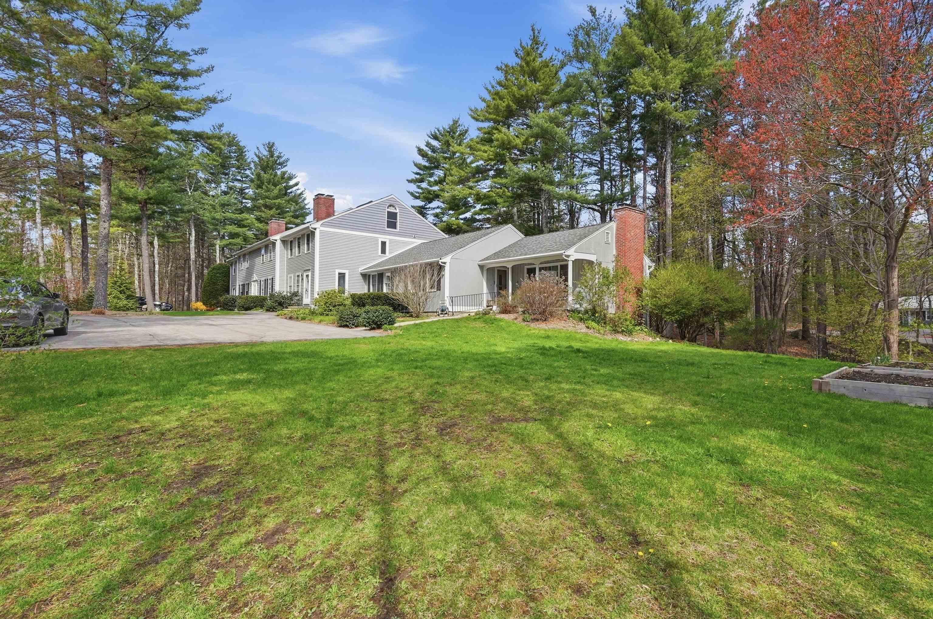 18 Boulder Brook Drive, Unit 5 Exeter, NH 03833 - Photo 5 of 38