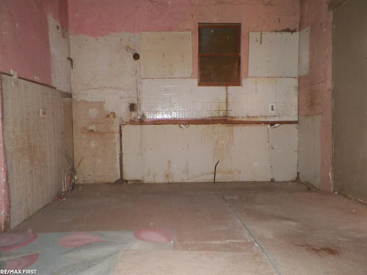 7449 Kipling Avenue Detroit, MI 48206 - Photo 11 of 23 31332799-10.JPG