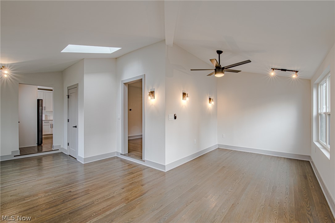 1896 South Compton Road Cleveland, OH 44118 - Photo 15 of 33
