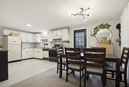 138 Howe Street Marlborough, MA 01752 - Photo 5 of 32