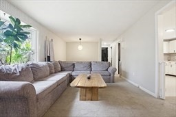 138 Howe Street Marlborough, MA 01752 - Photo 8 of 32