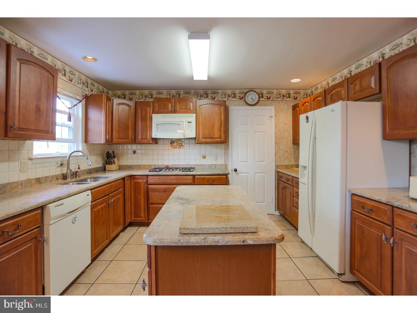 4 Avignon Drive Newark, DE 19702 - Photo 9 of 25