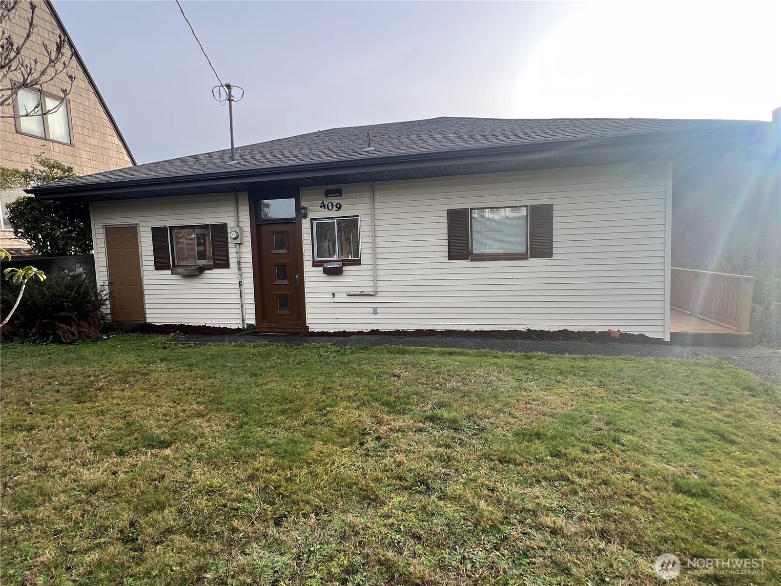 a front view of house with yard