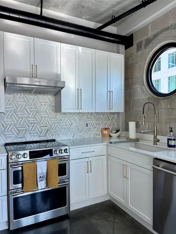 $3,250 | 1212 East Whiting Street, Unit 201, Tampa, FL 33602