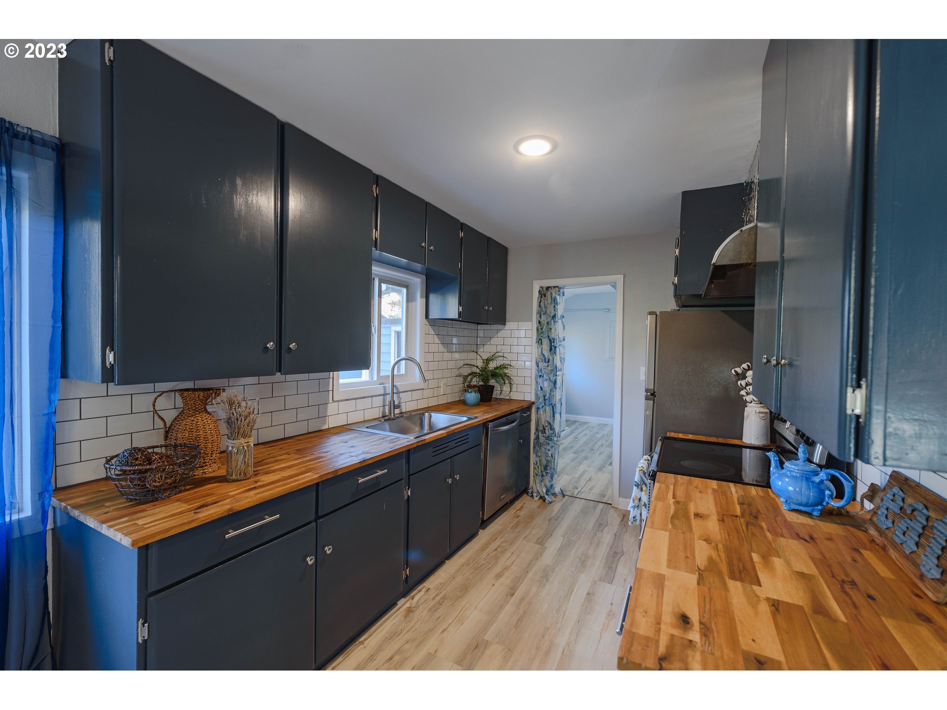 621 25th Street Myrtle Point, OR 97458 - Photo 10 of 32 Gallery Image 10