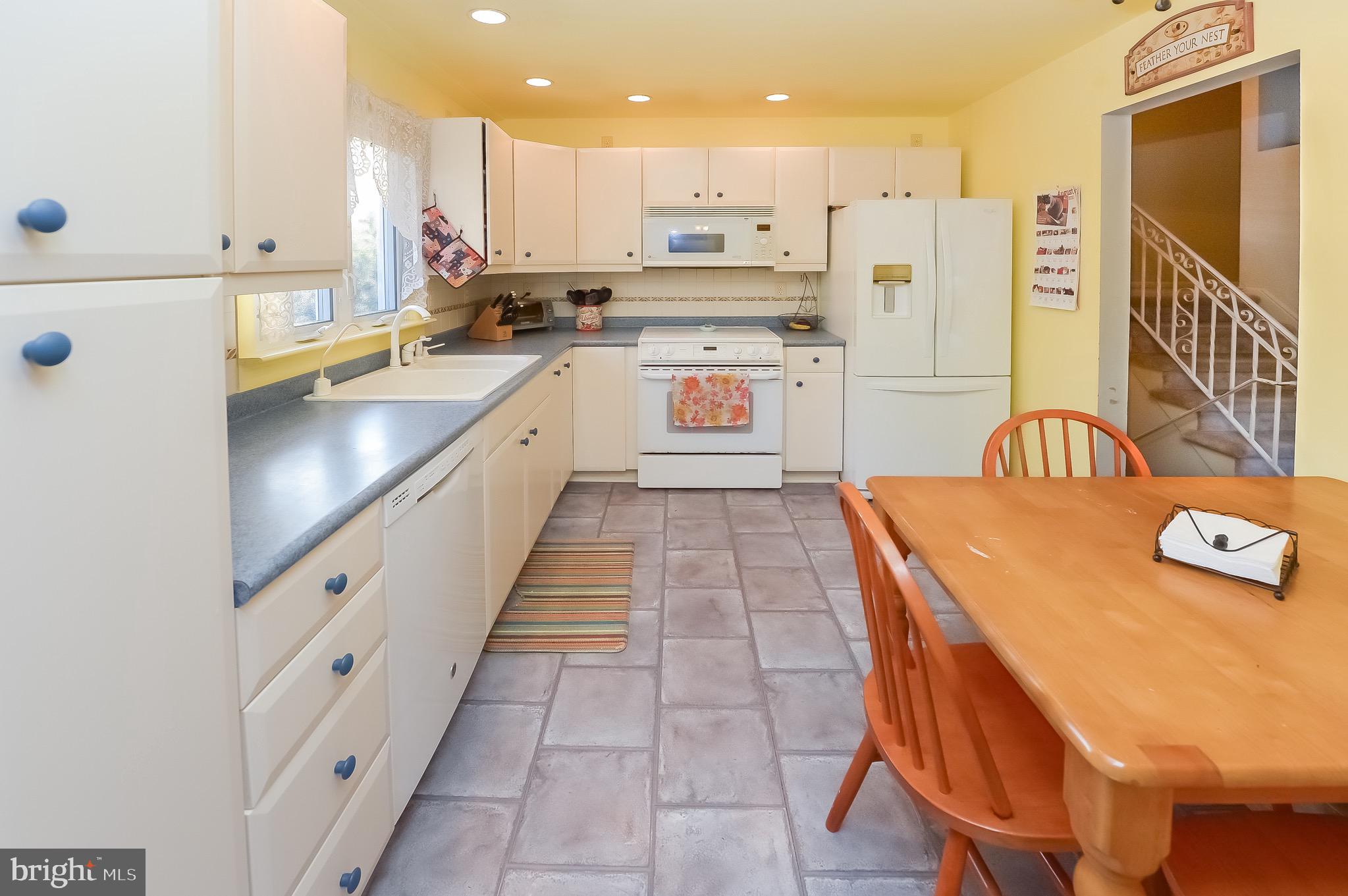 8 Meadowlark Road Stratford, NJ 08084 - Photo 12 of 23