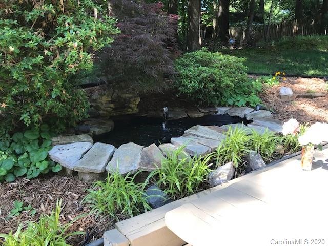 304 River Banks Road Matthews, NC 28105 - Photo 8 of 40 Gallery Image 8