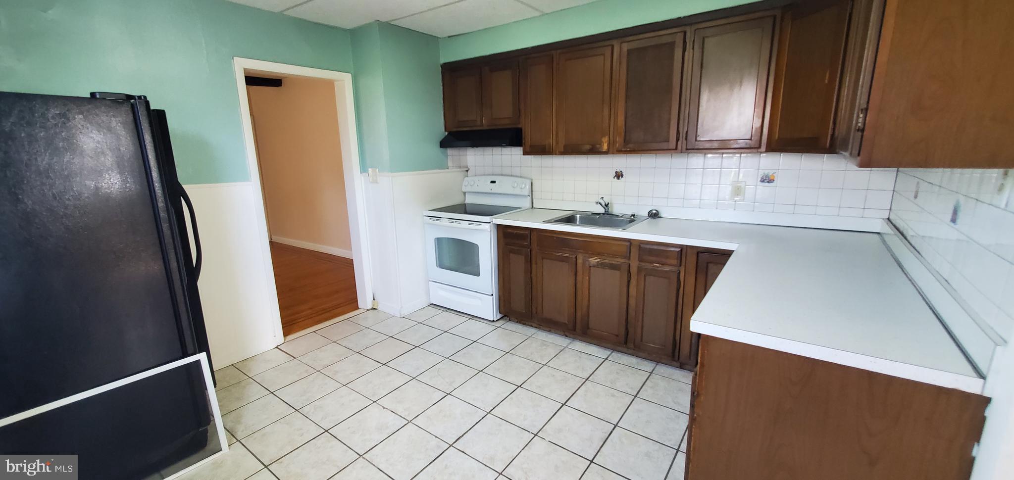 201 Ryers Avenue Cheltenham, PA 19012 - Photo 6 of 20 Gallery Image 6