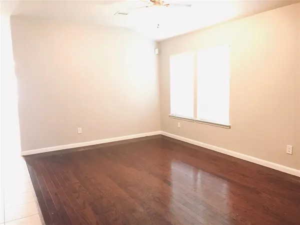 $2,390 | 2016 Leisure Lane, League City, TX 77573