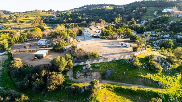 $3,200,000 | 38755 VÃa Vista Grande, Murrieta, CA 92562