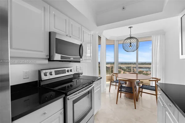 $6,250 | 21055 Yacht Club Drive, Unit 1210, Aventura, FL 33180