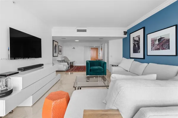 $6,250 | 21055 Yacht Club Drive, Unit 1210, Aventura, FL 33180