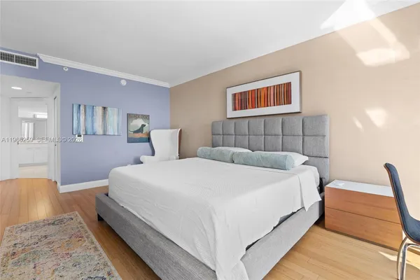 $6,250 | 21055 Yacht Club Drive, Unit 1210, Aventura, FL 33180