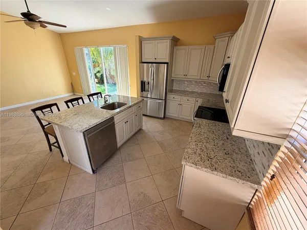 $2,850 | 4110 Northeast 22nd Court, Homestead, FL 33033