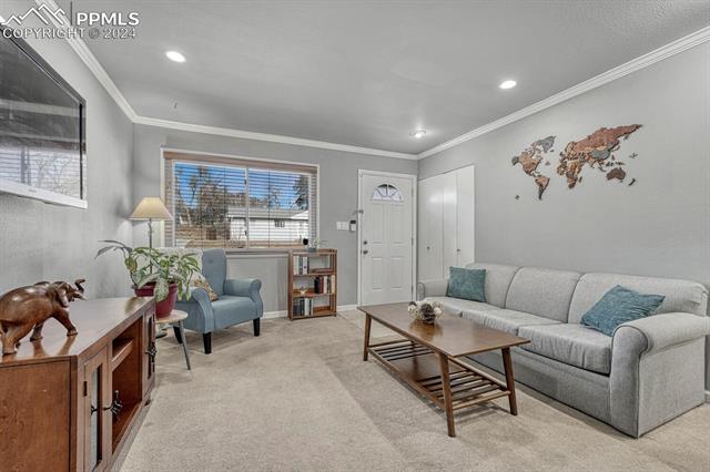 1825 Whitman Road Colorado Springs, CO 80910 - Photo 4 of 31