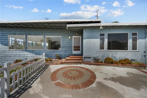 $1,095,000 | 649 Atkins Drive, Glendale, CA 91206