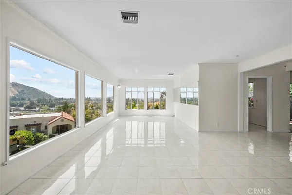 $1,095,000 | 649 Atkins Drive, Glendale, CA 91206