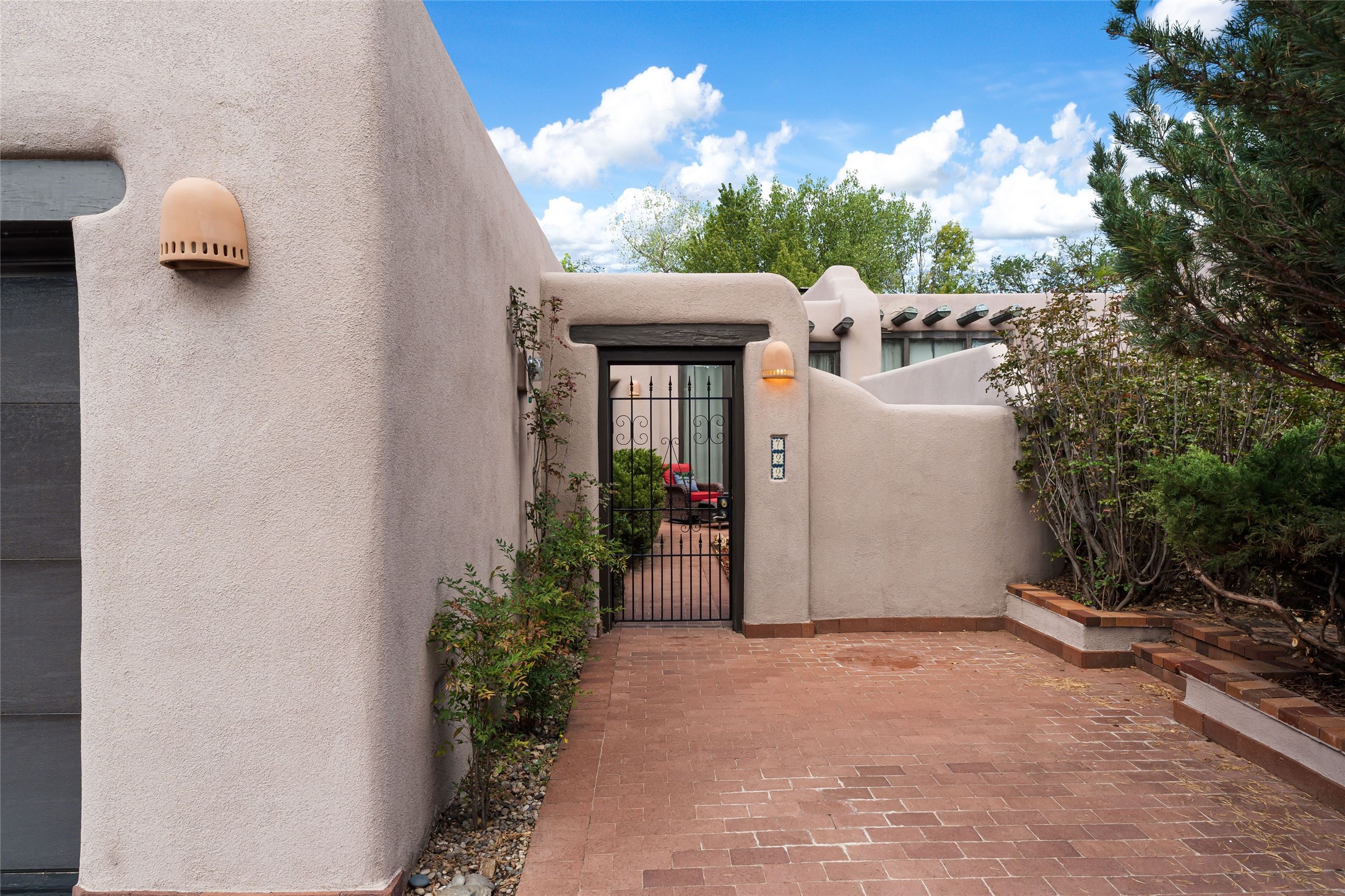 722 Bishops Lodge Road Santa Fe, NM 87501 - Photo 31 of 33 Gallery Image 31