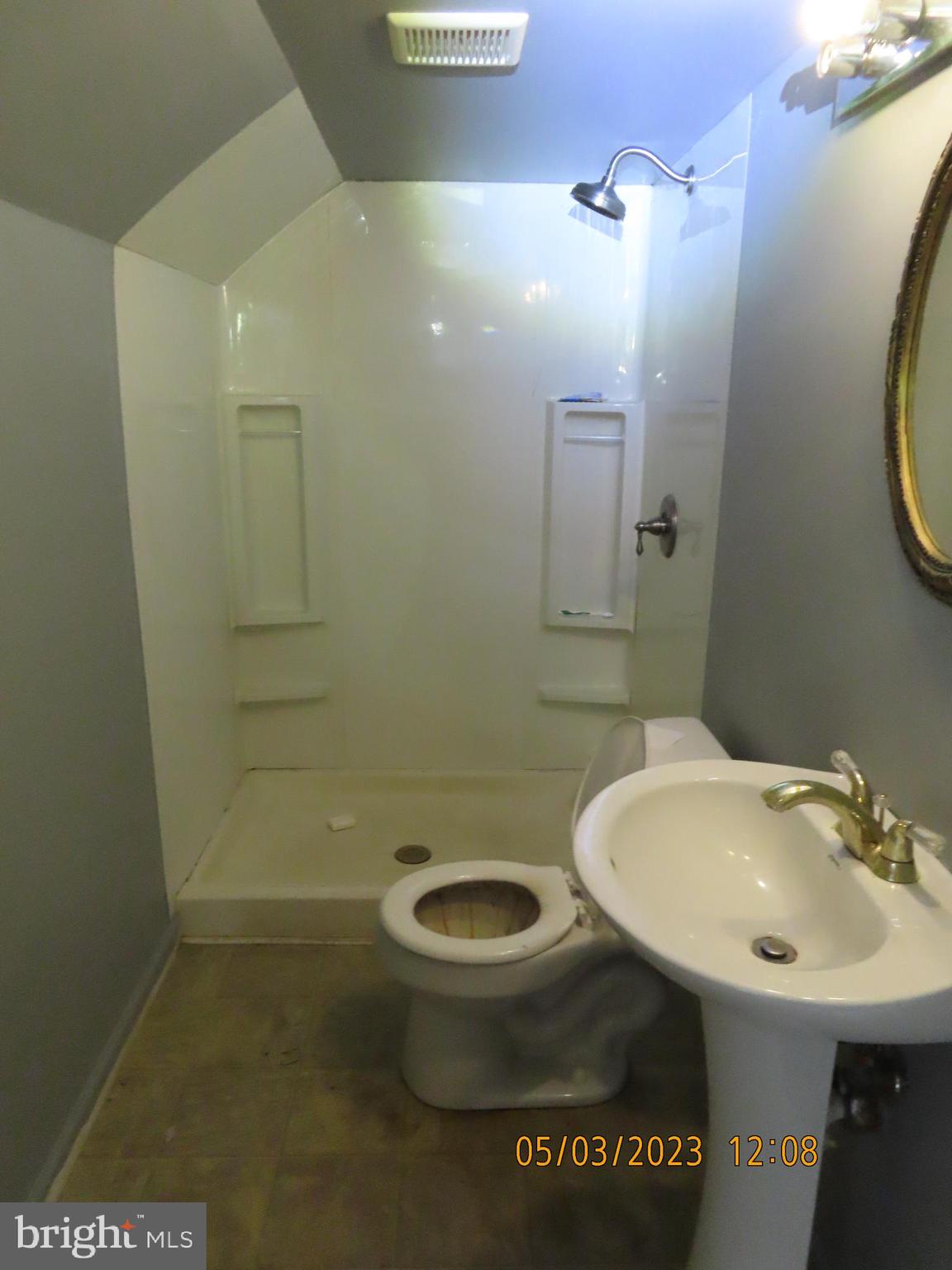 3809 Annapolis Road Halethorpe, MD 21227 - Photo 16 of 24