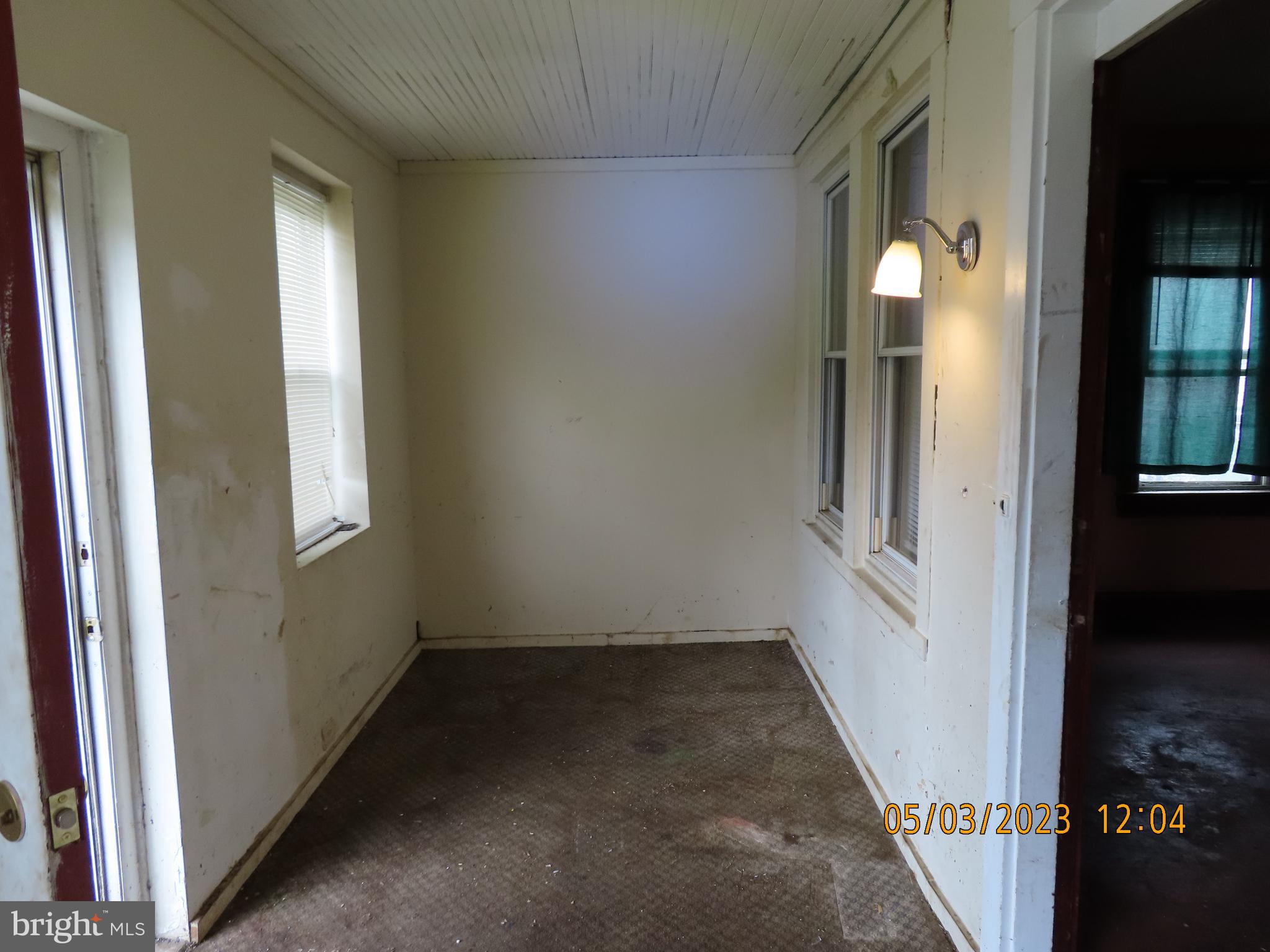 3809 Annapolis Road Halethorpe, MD 21227 - Photo 4 of 24