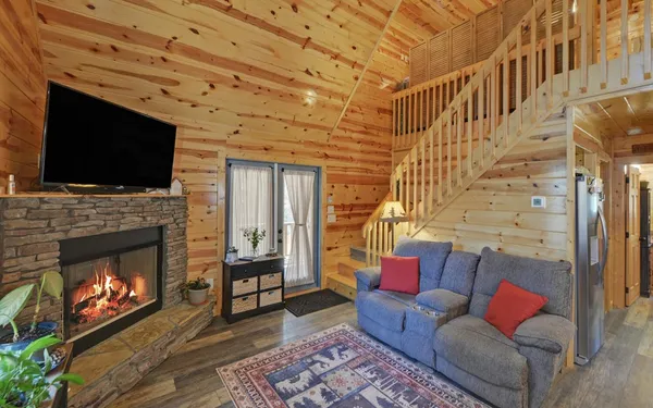 $429,900 | 85 Travelers Trail, Murphy, NC 28906