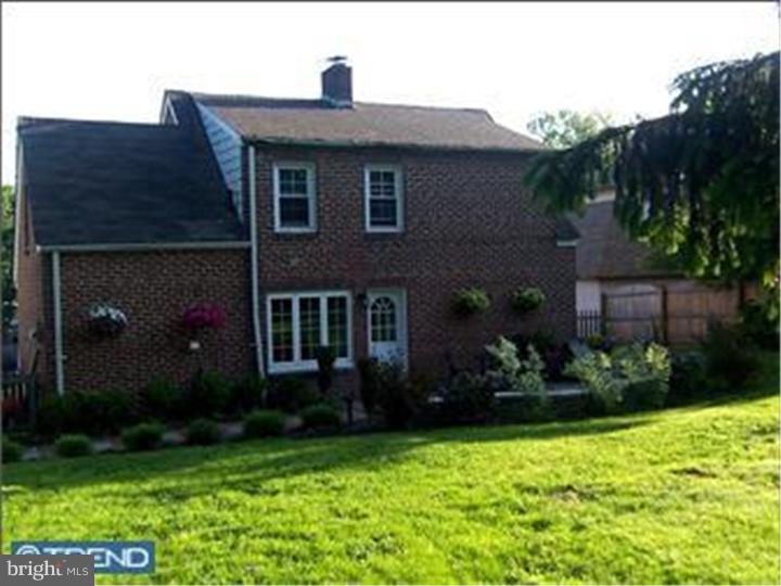 7236 Hollywood Road Fort Washington, PA 19034 - Photo 3 of 3 Gallery Image 3