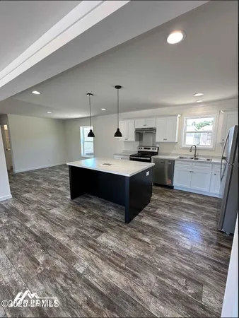 $275,000 | 409 Wade Hampton Road, Hampton, SC 29924