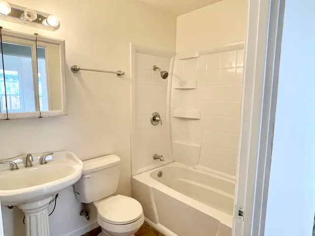 $2,800 | 53910 Avenida Herrera, La Quinta, CA 92253