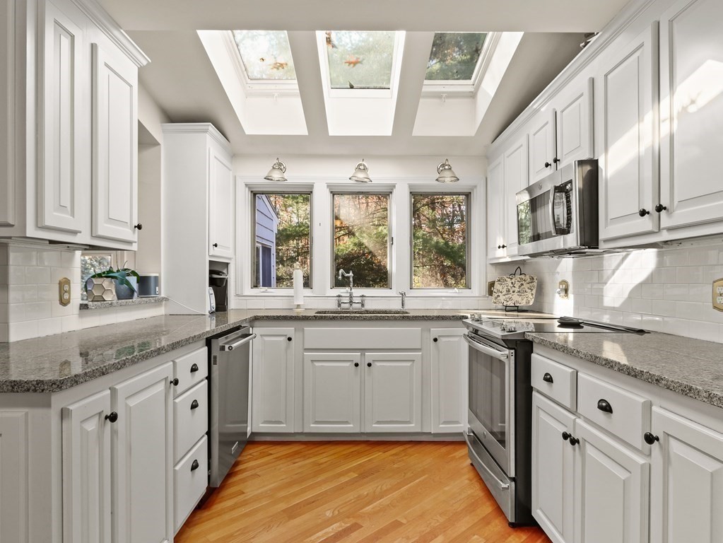 84 Harrington Ridge Road Sherborn, MA 01770 - Photo 11 of 35 Gallery Image 11