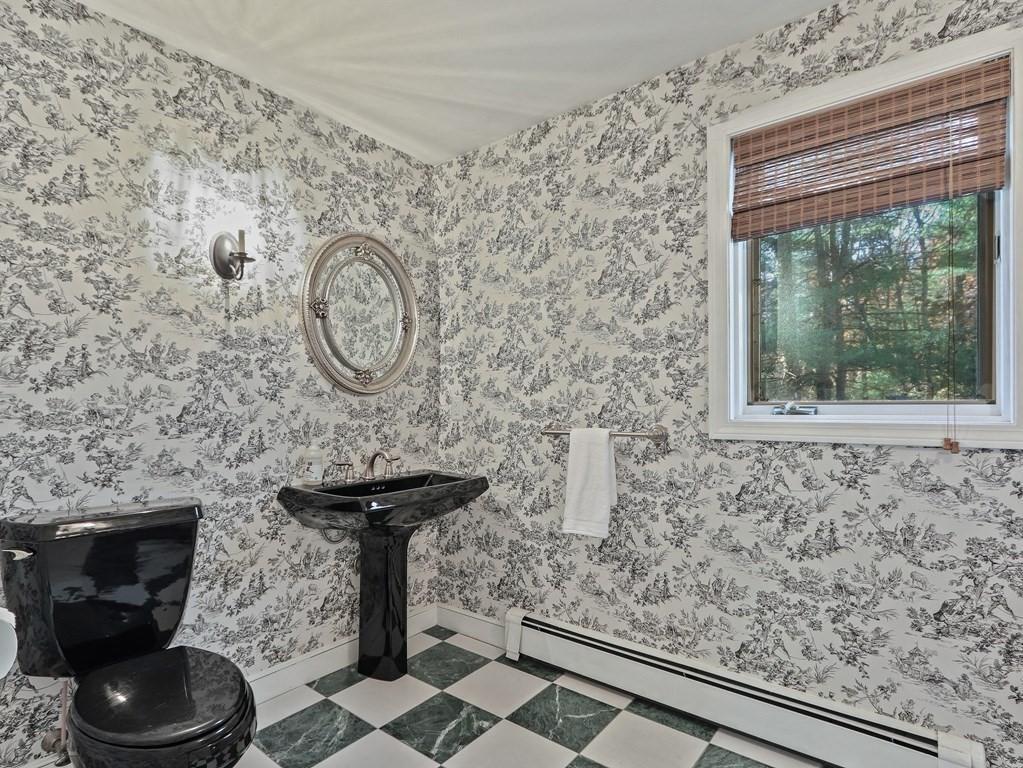 84 Harrington Ridge Road Sherborn, MA 01770 - Photo 31 of 35 Gallery Image 31