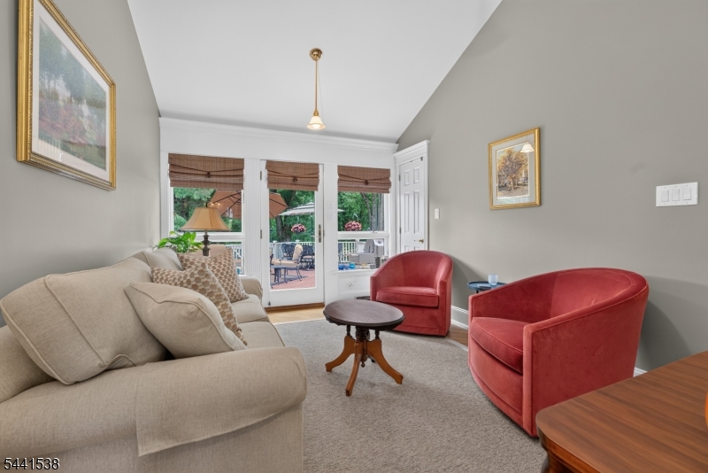 653 Foothill Road Bridgewater, NJ 08807 - Photo 17 of 41