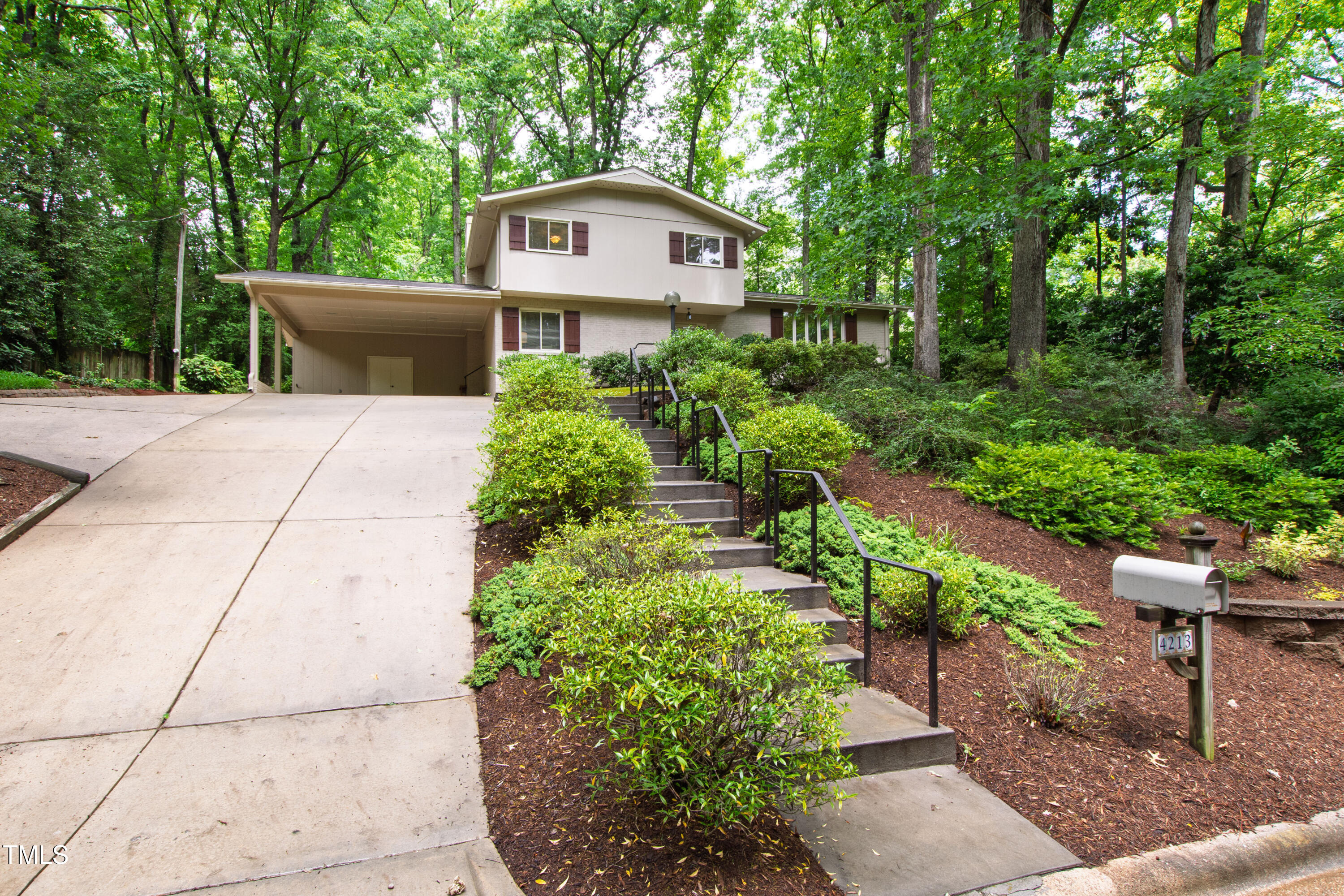 4213 Oak Park Road Raleigh, NC 27612 - Photo 2 of 40 Oak Park (1)
