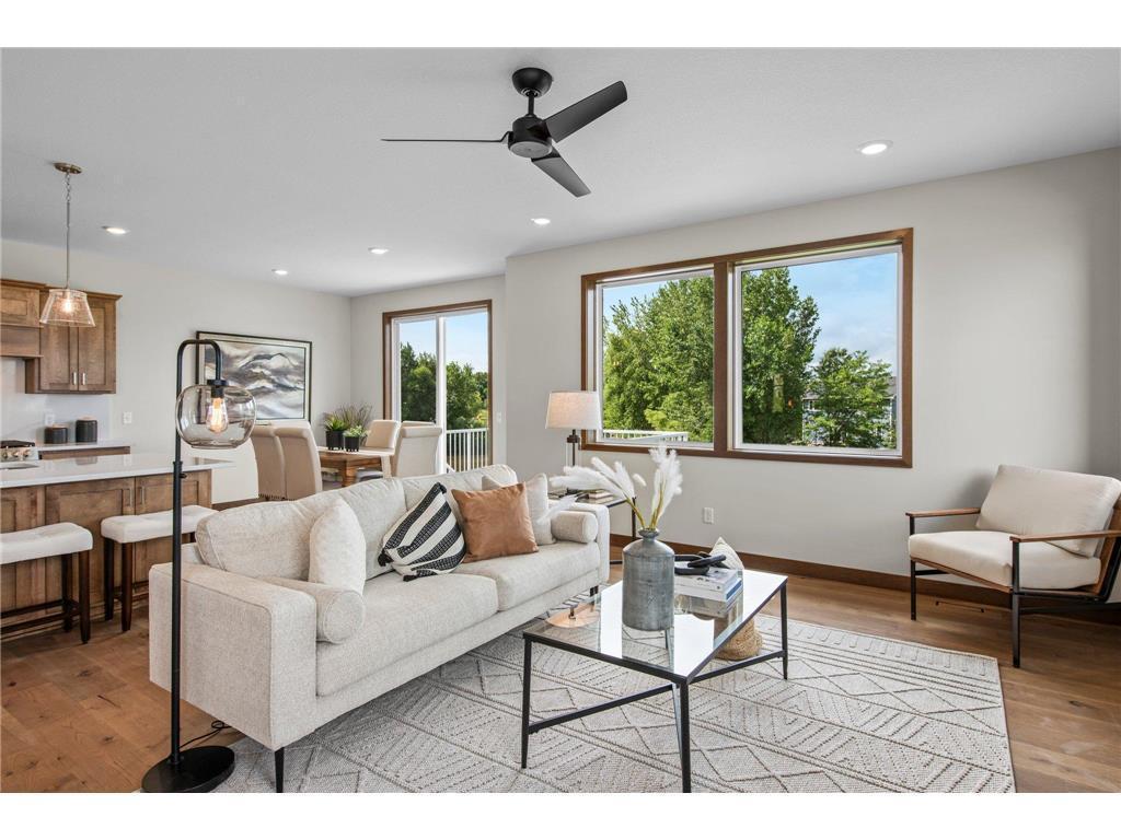 2870 Victoria Street North Roseville, MN 55113 - Photo 3 of 30