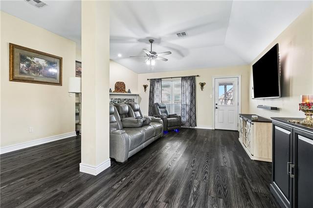 62 Ridgewood Drive Laplace, LA 70068 - Photo 4 of 17