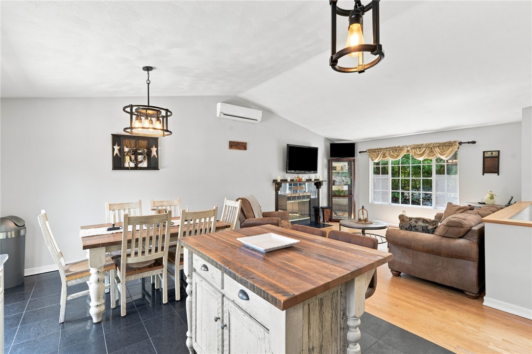 175 Hope Furnace Road Scituate, RI 02831 - Photo 7 of 28