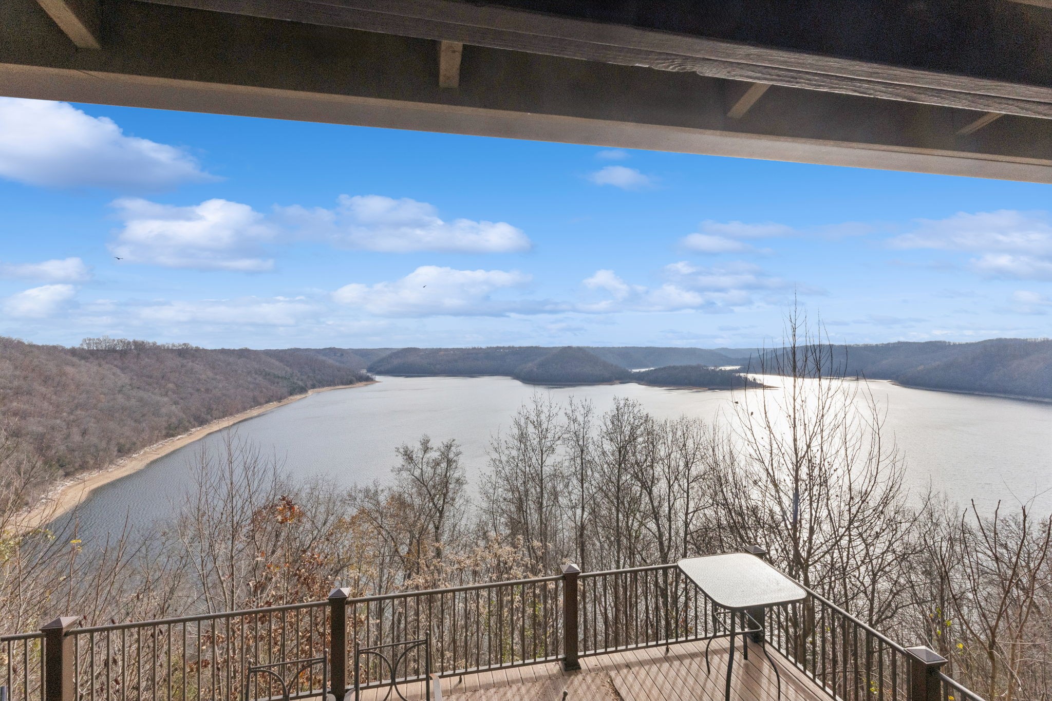 289 Dunn Ridge Road Baxter, TN 38544 - Photo 40 of 42 a view of a balcony