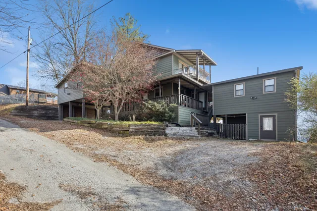 $899,900 | 289 Dunn Ridge Road, Baxter, TN 38544