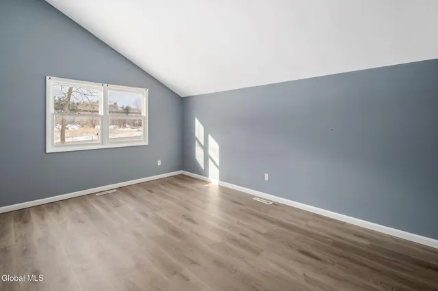 $270,000 | 1000 Valentine Drive, Rotterdam, NY 12303