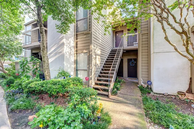 $1,000 | 10051 Westpark Drive, Unit 218, Houston, TX 77042