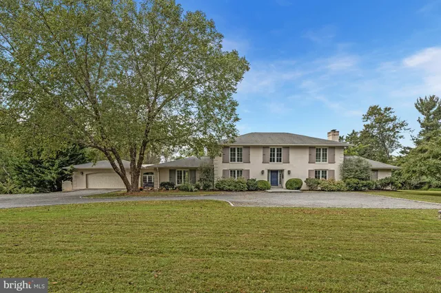 $2,265,000 | 440 Montpelier Road, Great Falls, VA 22066