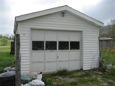95 Narrow Gap Road Paint Lick, KY 40461 - Photo 4 of 19 Photo 4