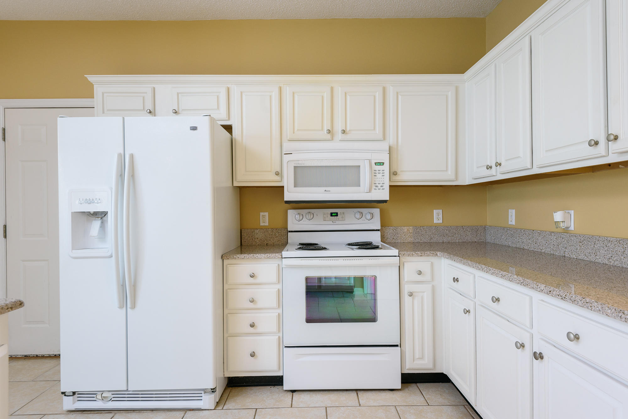 1630 Gunston Hall Road Hixson, TN 37343 - Photo 11 of 28 Kitchen