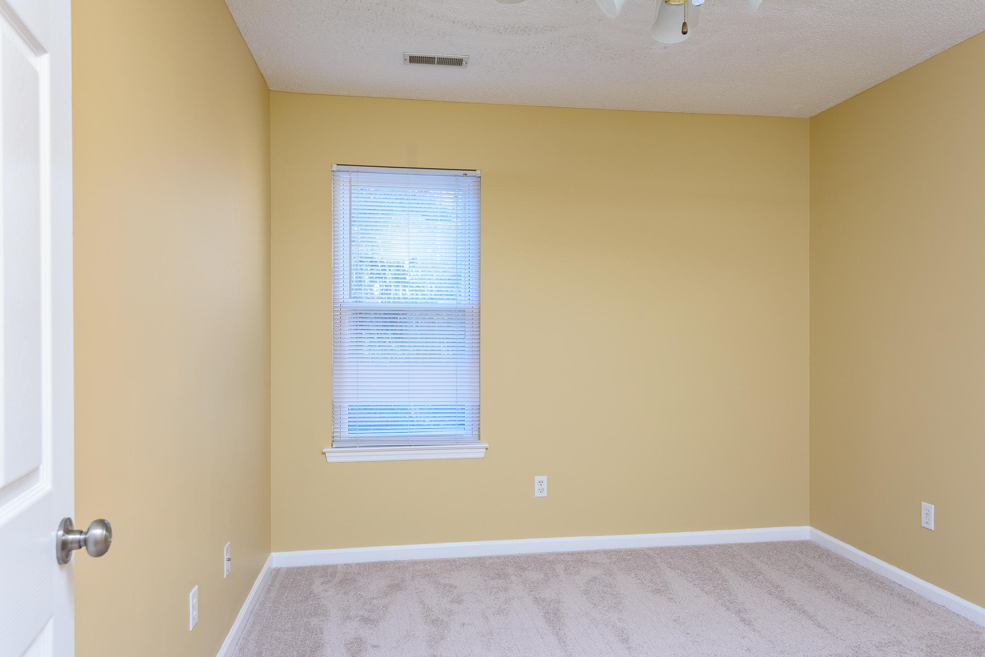 1630 Gunston Hall Road Hixson, TN 37343 - Photo 22 of 28 Bedroom #3