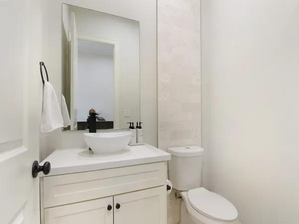 $3,200 | 12118 South Tara Plantation Drive, Tomball, TX 77375